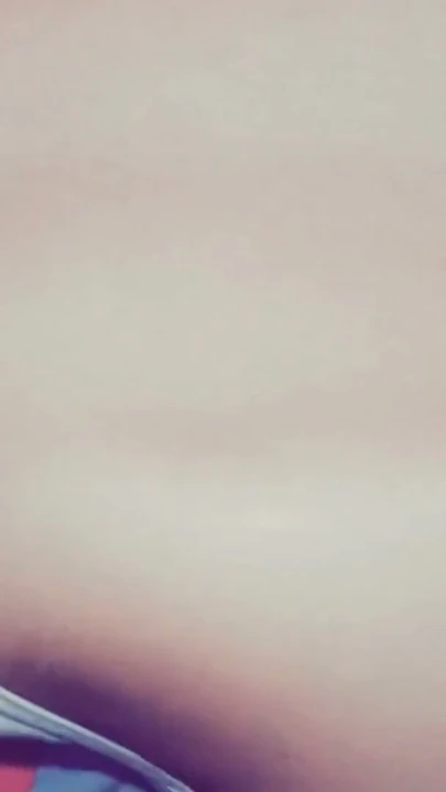 Latika üvey erkek kardeşinin önünde dört ayak üstüne çıkıyor ve tüm yarağını alıyor | Klip 2