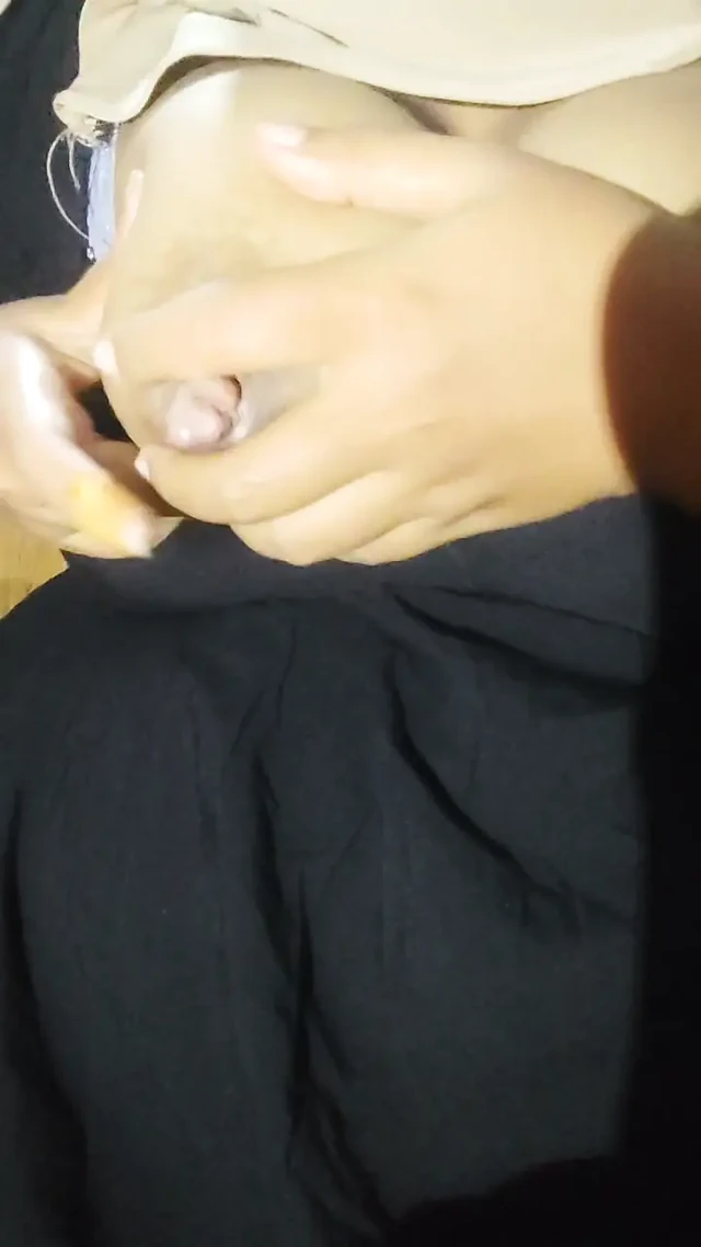 Muslim big boobs masturbasi