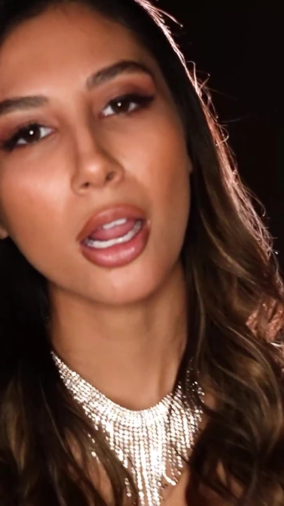 Rickysroom toksik tanrıça Gianna Dior ile sikişiyor