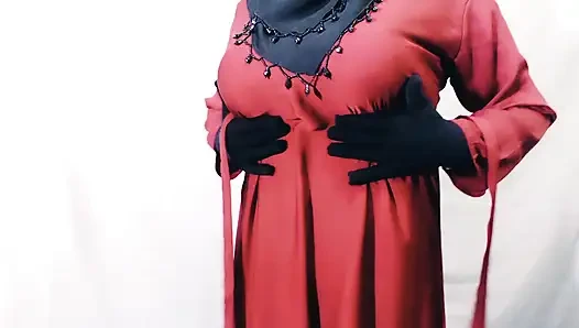 Hintli güzel tesettürlü Müslüman çift sikişmeye susamış