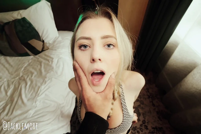 Minyon jimnastikçi kız lottie bakış açısı ateşli terli seks, döl içinde kapak