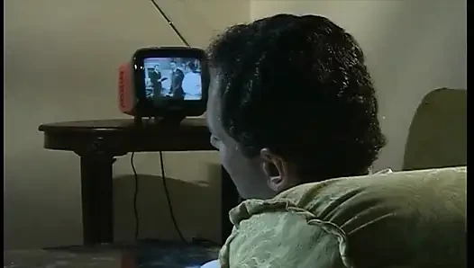 2 Lezbiyen Sürtükler Ve Gece Bekçisi: Anal Üçlü