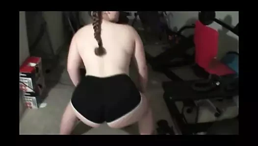 Pawg götünü sikiyor