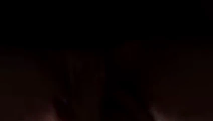 Hile milf benim için ıslak kedi ile oynuyor..