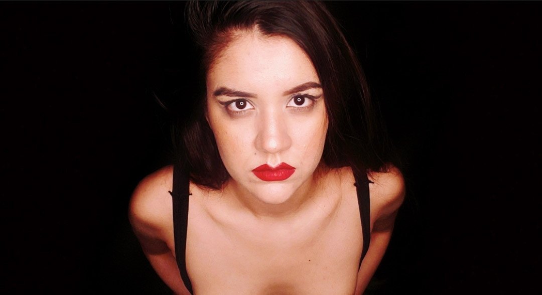 Julieta venus - sıska genç dominatrix tekno tehlike