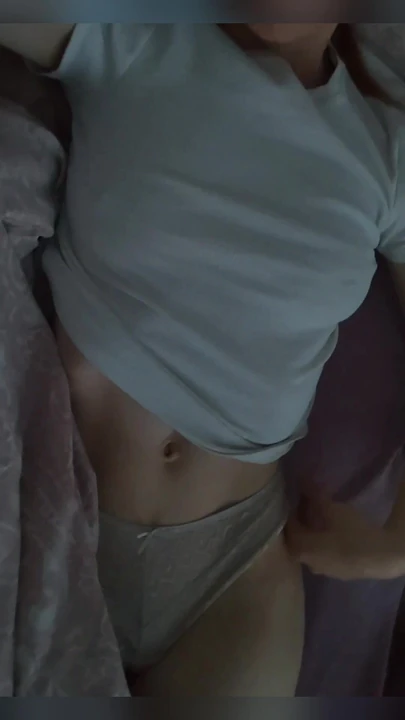 Доброе утро 🔥 
Поглаживание сисек, тела и киски для приятного воскресенья 😏