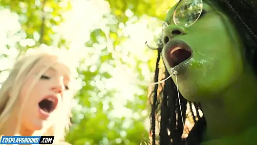 Ana Foxxx dev yeşil dildoyla Kenna James'i sikiyor ve birlikte boşalıyorlar, kötü porno cosplay parodi