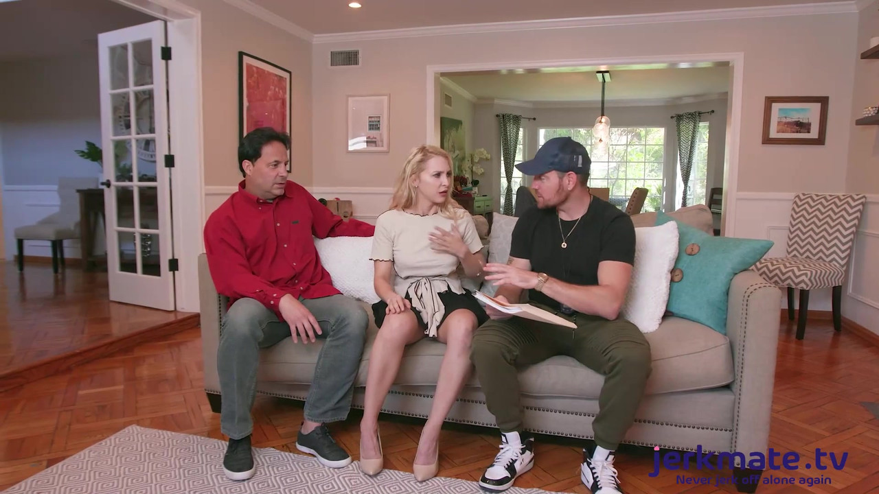 Two Cocks Can't Stop Alix Lynx – She's Taking them Like a Real Pro