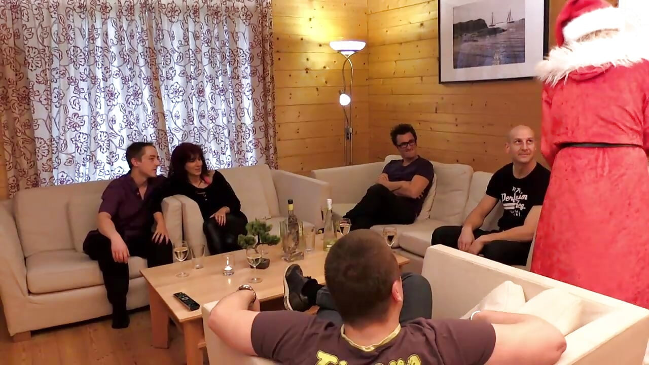 Julia Pink Heisses Schneetreiben - Episode 6