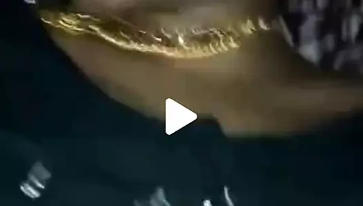 güzel karısı zevk lanet ile mutlu ifade