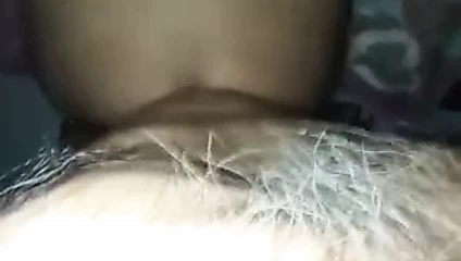 Istri lagi pengen digoyang