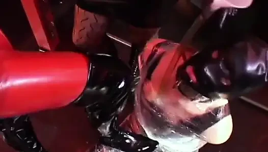 Sevimli filn kaplı bebek siyahlı birkaç sıkı sahibe tarafından amını siktiriyor