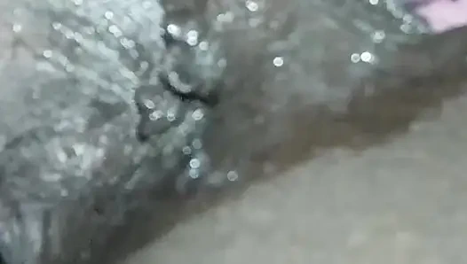 Ateşli köylü yengenin amını kayınbiraderi yalıyor