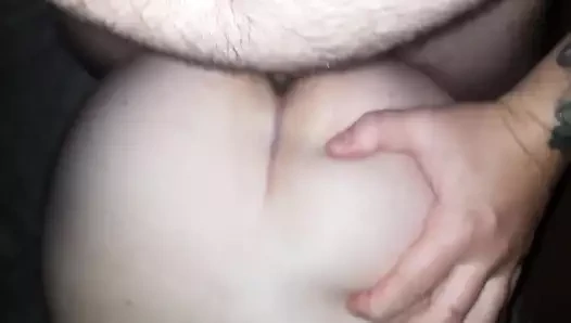 Bir televizyon programı izliyordum ve beni arkadan becerdi!