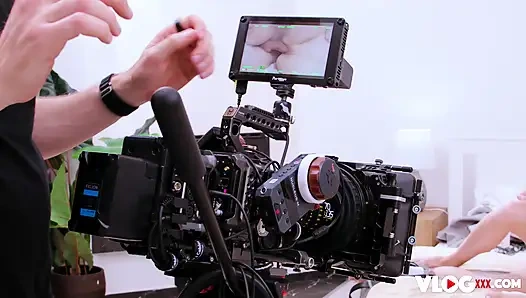 Azgın ateşli nelly kent şehvetli sikişiyor