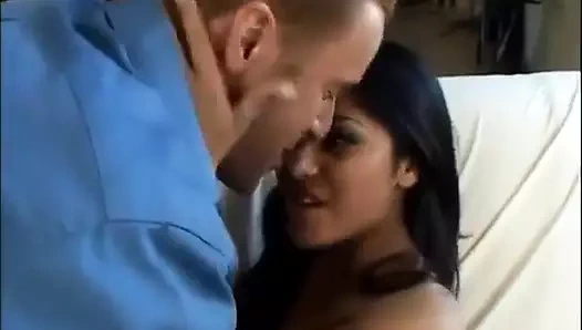 Seksi latin hatun sert sikiliyor