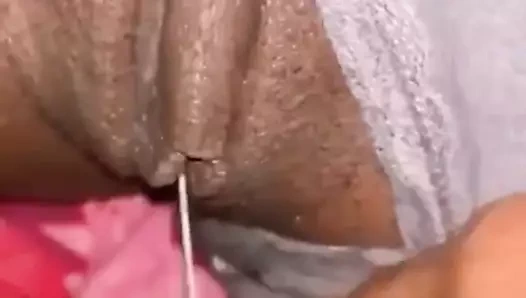 Ham organik amcık yakın çekim domaltmalı seks.. Kameraya yakalandı