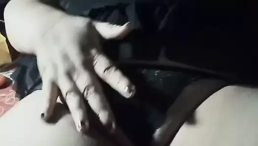 Arkadaşlarımdan biri annemi baştan çıkarmayı başardı.