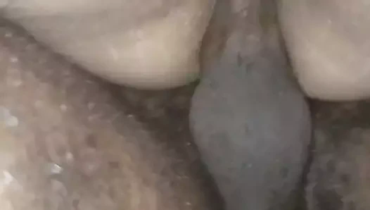 Fışkırtma eylemi – latin kameranın her yerine fışkırır