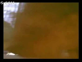 telefonda konusurken sikiliyor