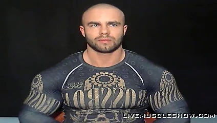 En iyi vücut geliştirmeci canlı kamera seks