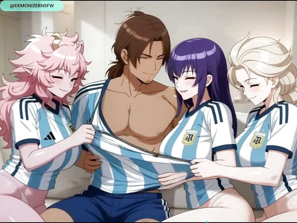 Arjantin taraftarı 3 lezzetli waifu sevişiyor