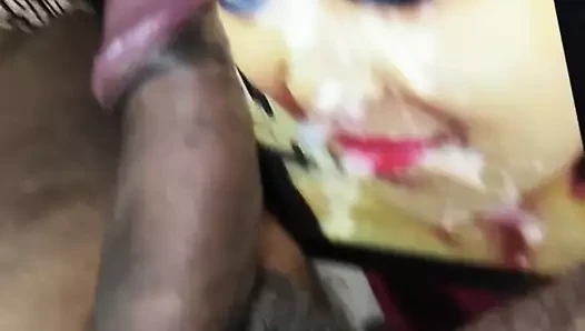 Desi Hint yenge boşalmak haraç üzerinde request ve iğne yapmak cummmmm