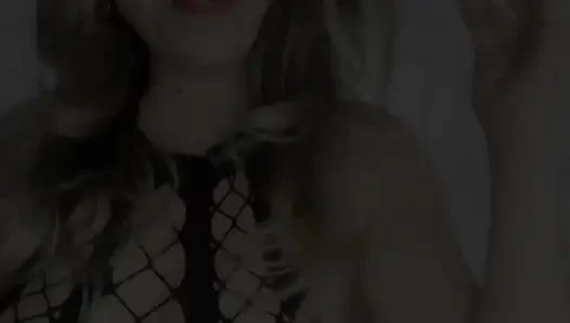 Debbie Şelalesi sana amını gösteriyor ve oynuyor