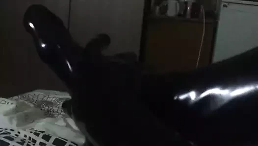 İlk çift lateks videom (çorap+eldiven)