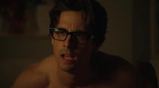 Nadine velazquez seks sahnesi !!!