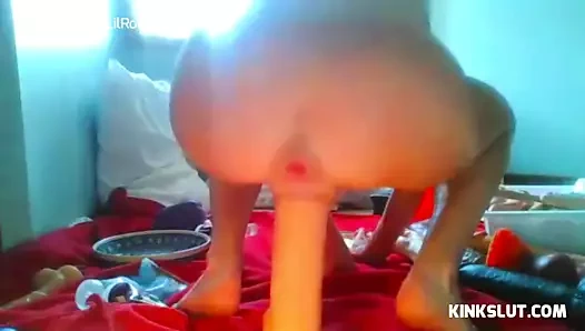 Canavar yapay penis oyuncak kedi