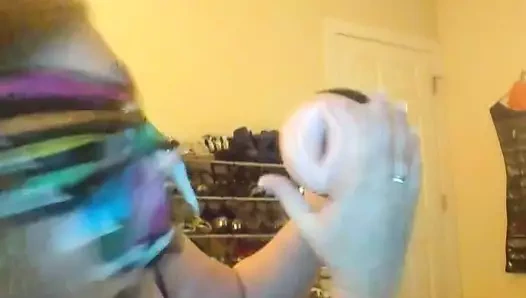 Tombul beyaz sürtük kedi yalama uygulama