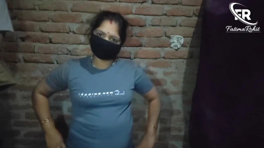 Hintli müslüman kız arkadaş