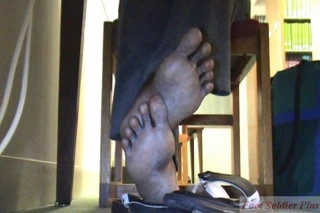 Abanoz ayak saldırısı!