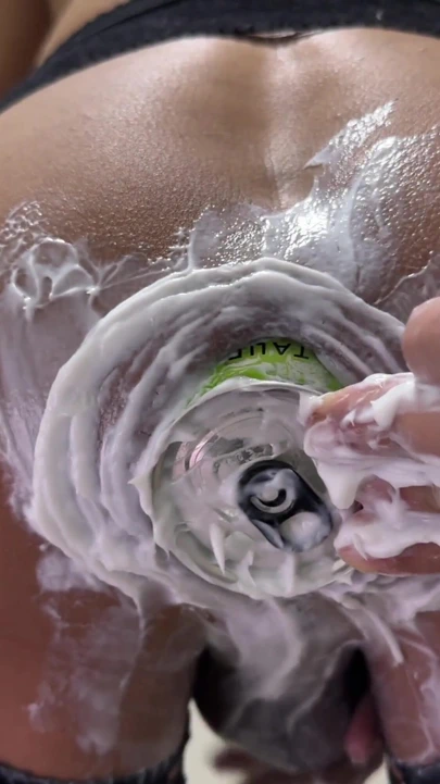 Götü açık bir transeksüel fahişe görmeyi seviyor musunuz? | Klip 2