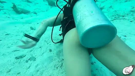 Süper kız bonaire'deki en azgın ahtapotla tanışıyor