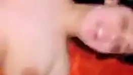 Arkadaşlarıyla birlikte