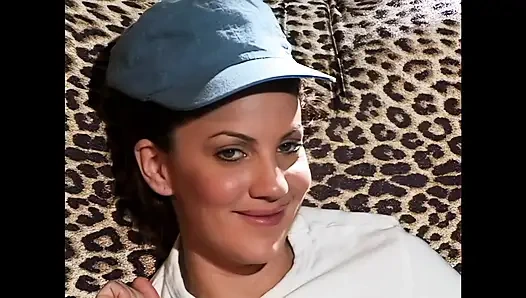 Bir gencin sıcak anal arzuları