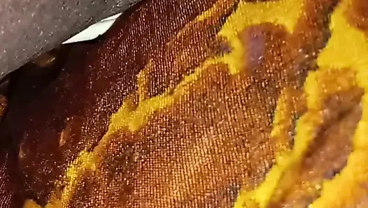 Tamil teyze beni aradı ve yanına gitti ve yavaşça kadınlığını okşadı ve sonra kadınlığının tadını çıkarmak için hızlı bastırdı