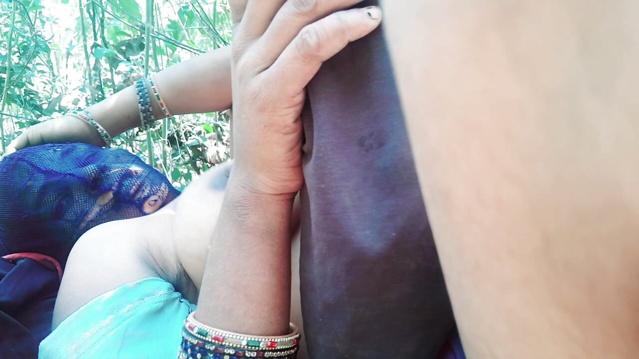 Beautiful young Indian village girlfriend boyfriend fuck
