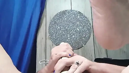 Azgın kaltak edepsiz ihtiyaçlarını memnun etmek için 3 kullanıyor