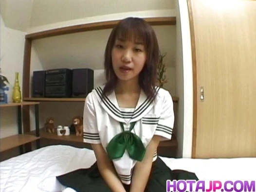 Mayu yagihara okşayarak ve emme çük önce sıcak memeler ortaya çıkarır