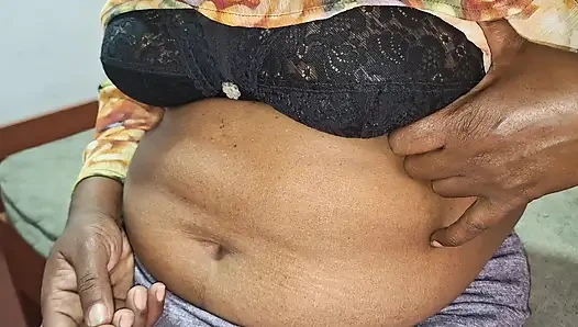 Ateşli üvey anne utangaç Camara'nın önünde onu seviyor musun