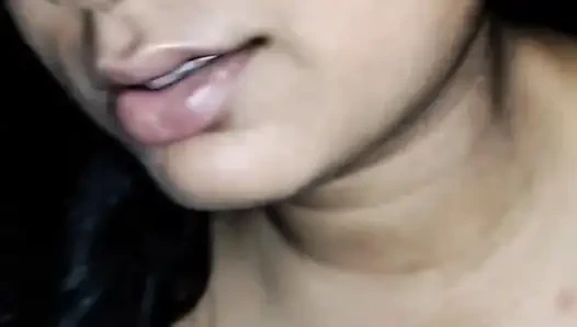 Karım sürtük gibi emiyor