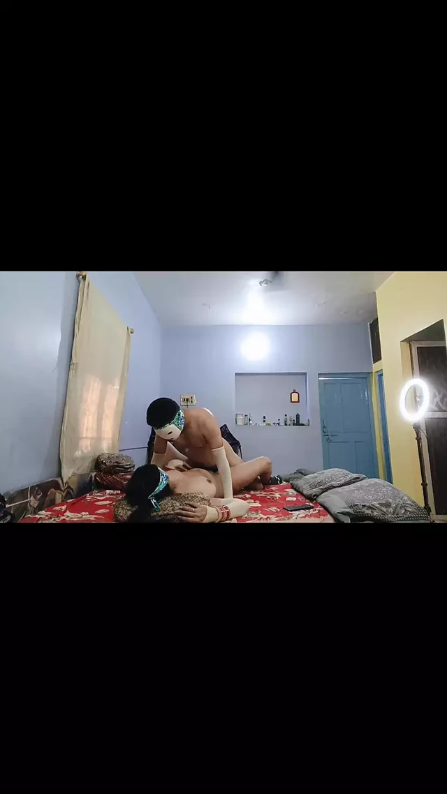 Yarağı amına sokup çok eğlendim.