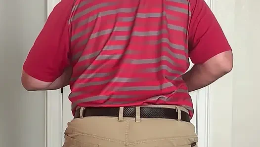 Just a Daddy in Khakis and Hat showing his stuff