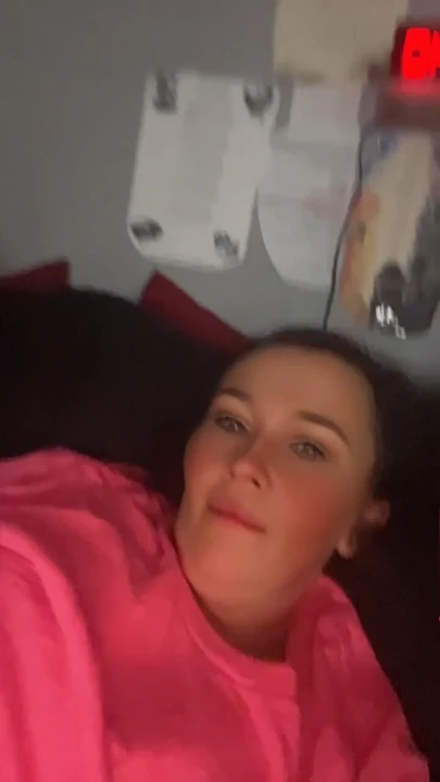 Yine ben, buna bakman lazım, bu seksi işeyen