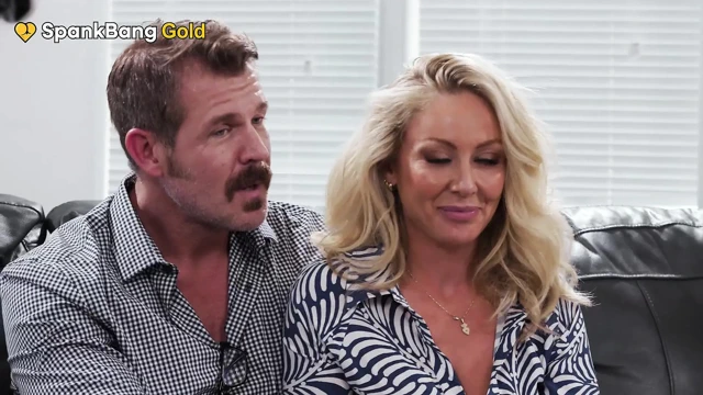 Spankbang gold - yığılmış orta yaşlı seksi kadın sadie summers üvey oğlunun büyük yarağı tarafından ücretsiz kullanılıyor