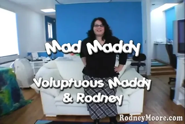 Maddy güzel dolgun ışık s&m dilleme