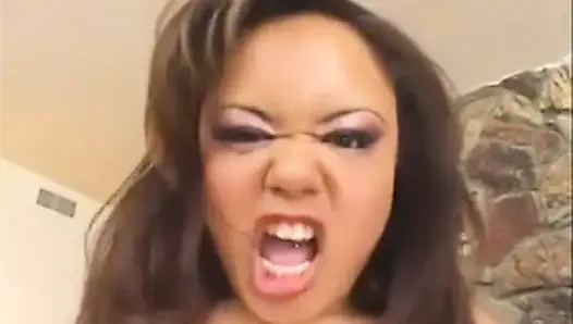 Seksi Asyalı göt sikişi